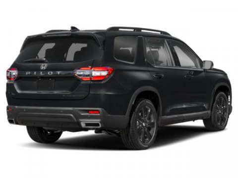Used 2025 Honda Pilot Black Edition image 5
