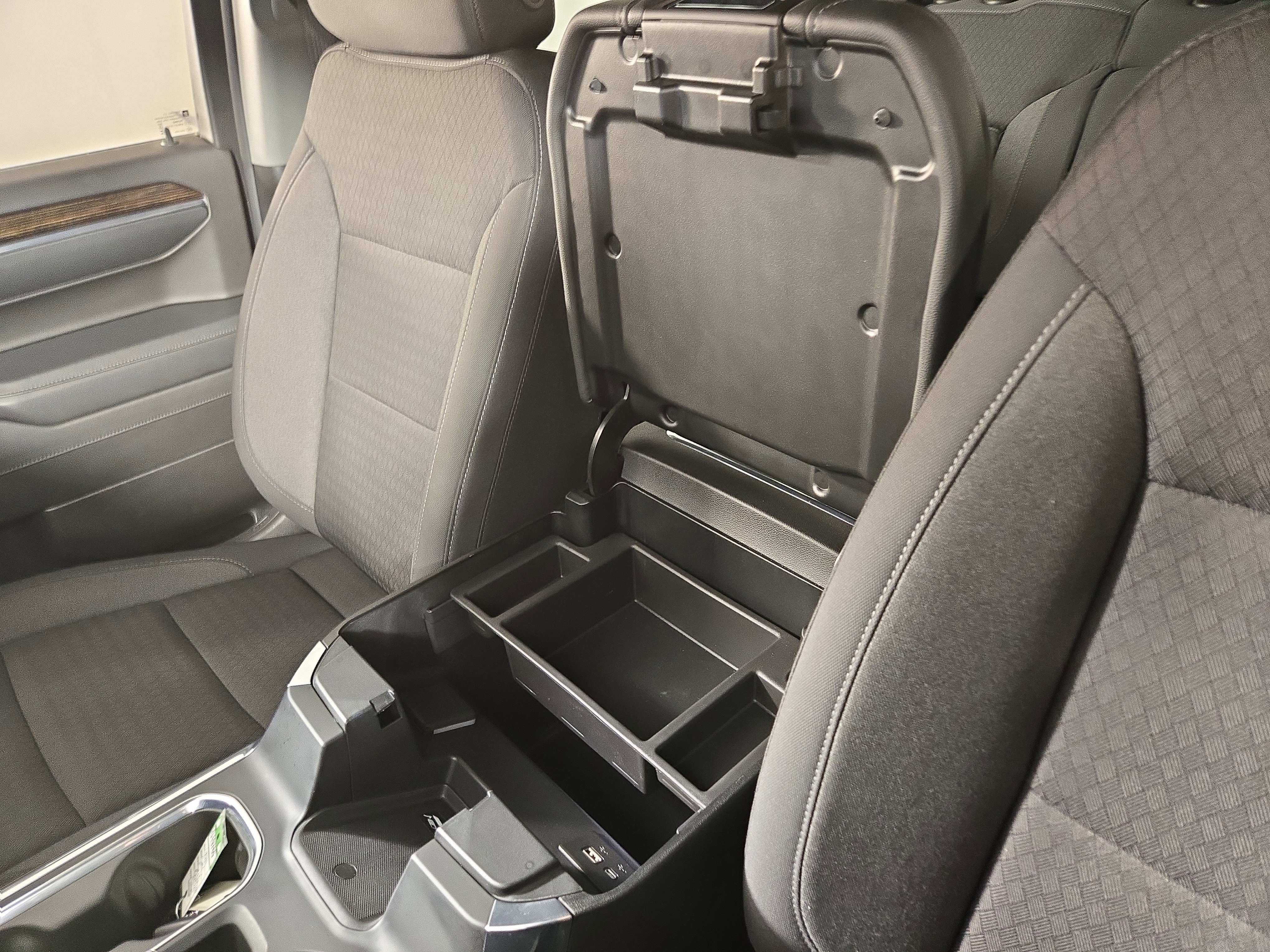 Certified 2024 GMC Sierra 1500 Elevation w/ Preferred Package image 27