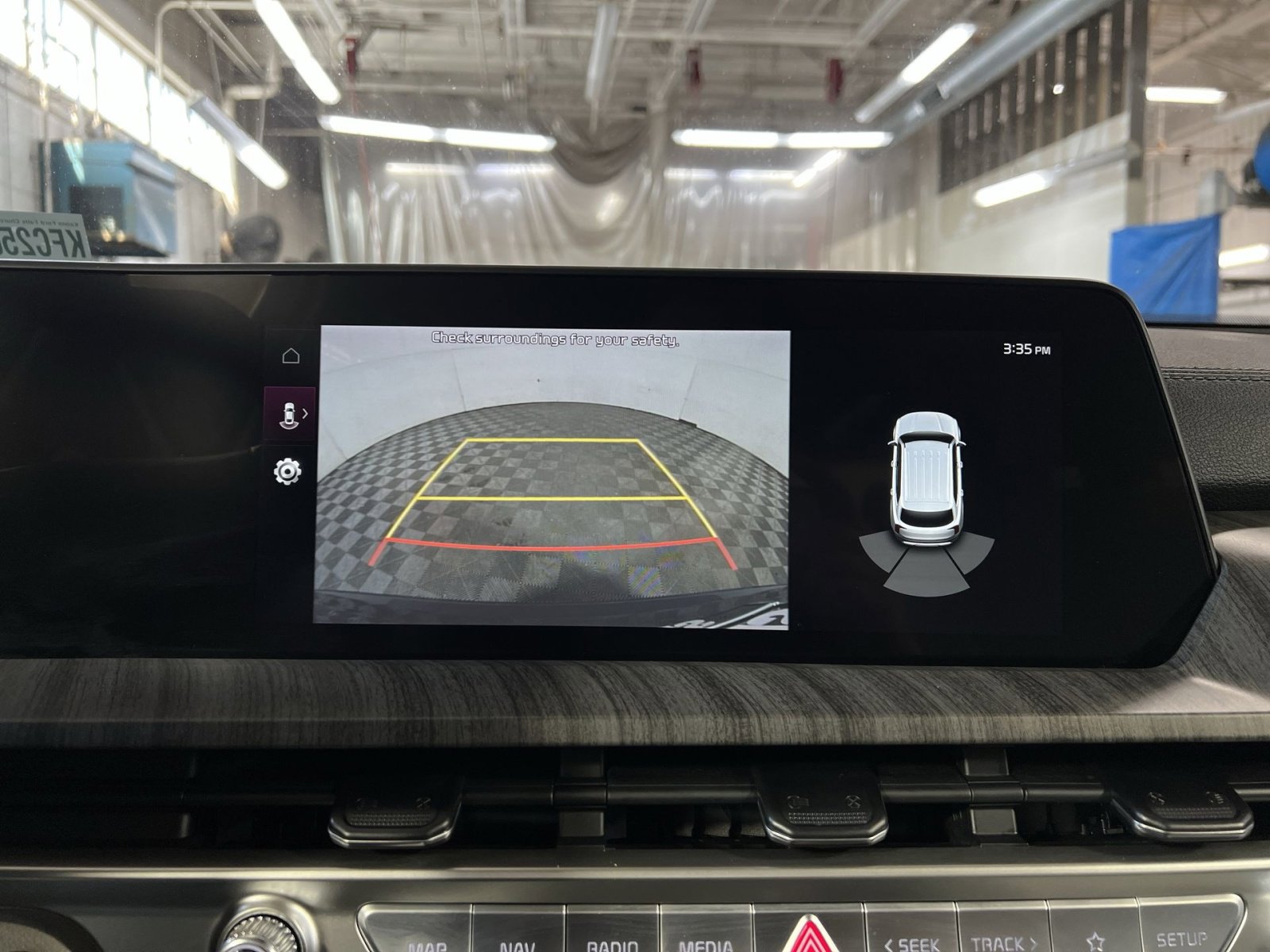 Used 2023 Kia Telluride EX w/ EX Captain's Chair Package FWD image 19