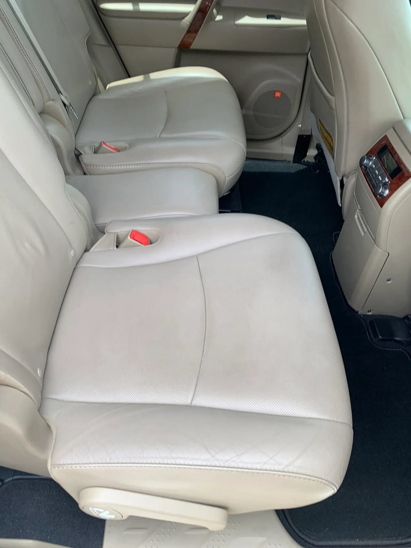 Used 2011 Toyota Highlander Limited FWD image 14