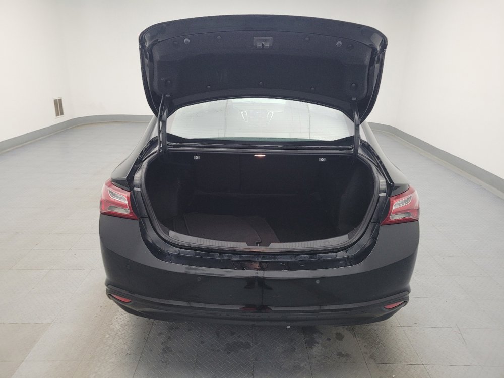 Used 2019 Chevrolet Malibu LT w/ Driver Confidence Package II image 29