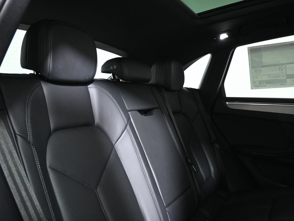 New 2026 Porsche Macan AWD/4WD image 43