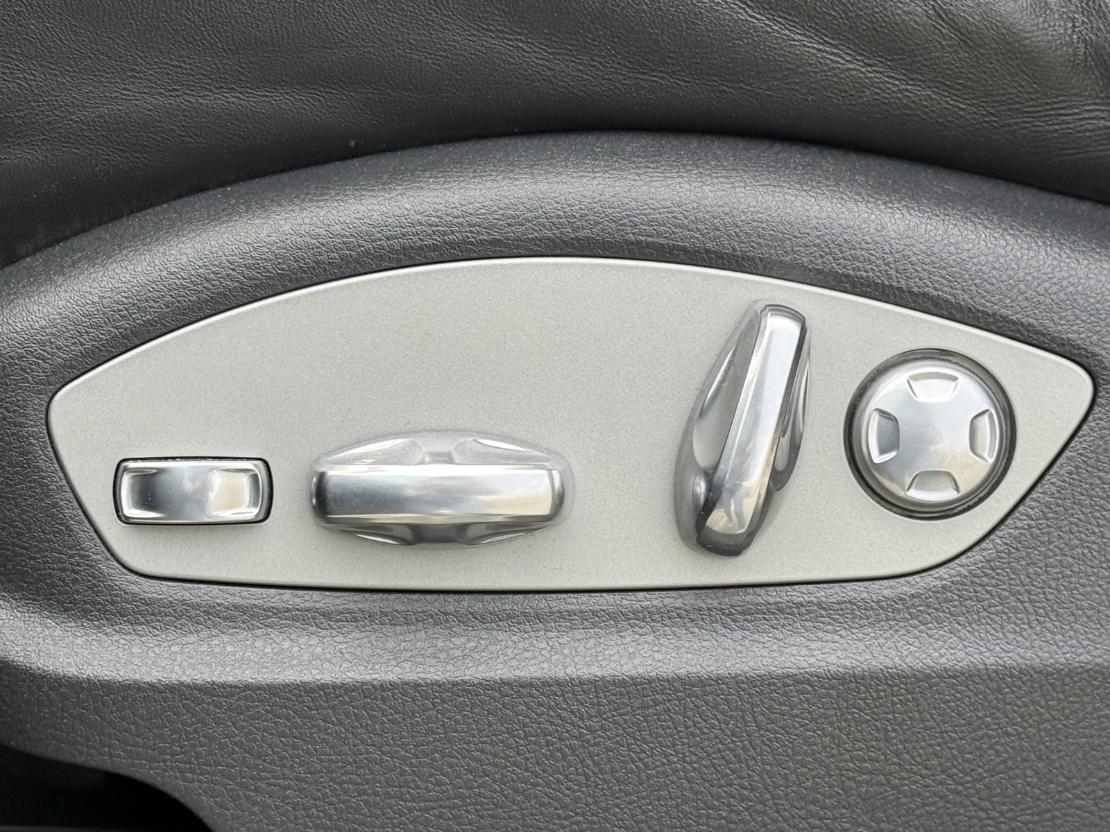 Used 2014 Porsche Cayenne Diesel image 32