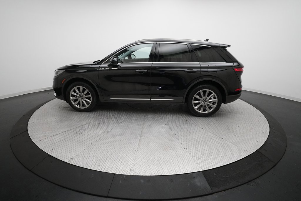 Used 2022 Lincoln Corsair AWD w/ Premium Package image 24