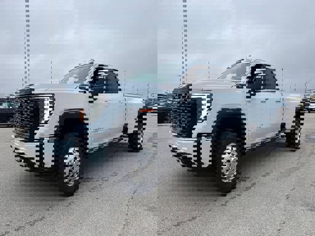 New 2026 GMC Sierra 3500 Denali Ultimate image 2