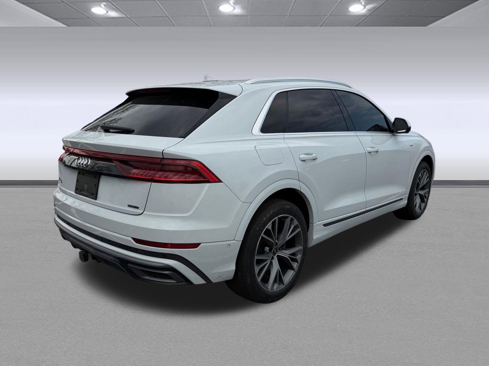 Used 2021 Audi Q8 Premium Plus w/ Premium Plus Package image 6