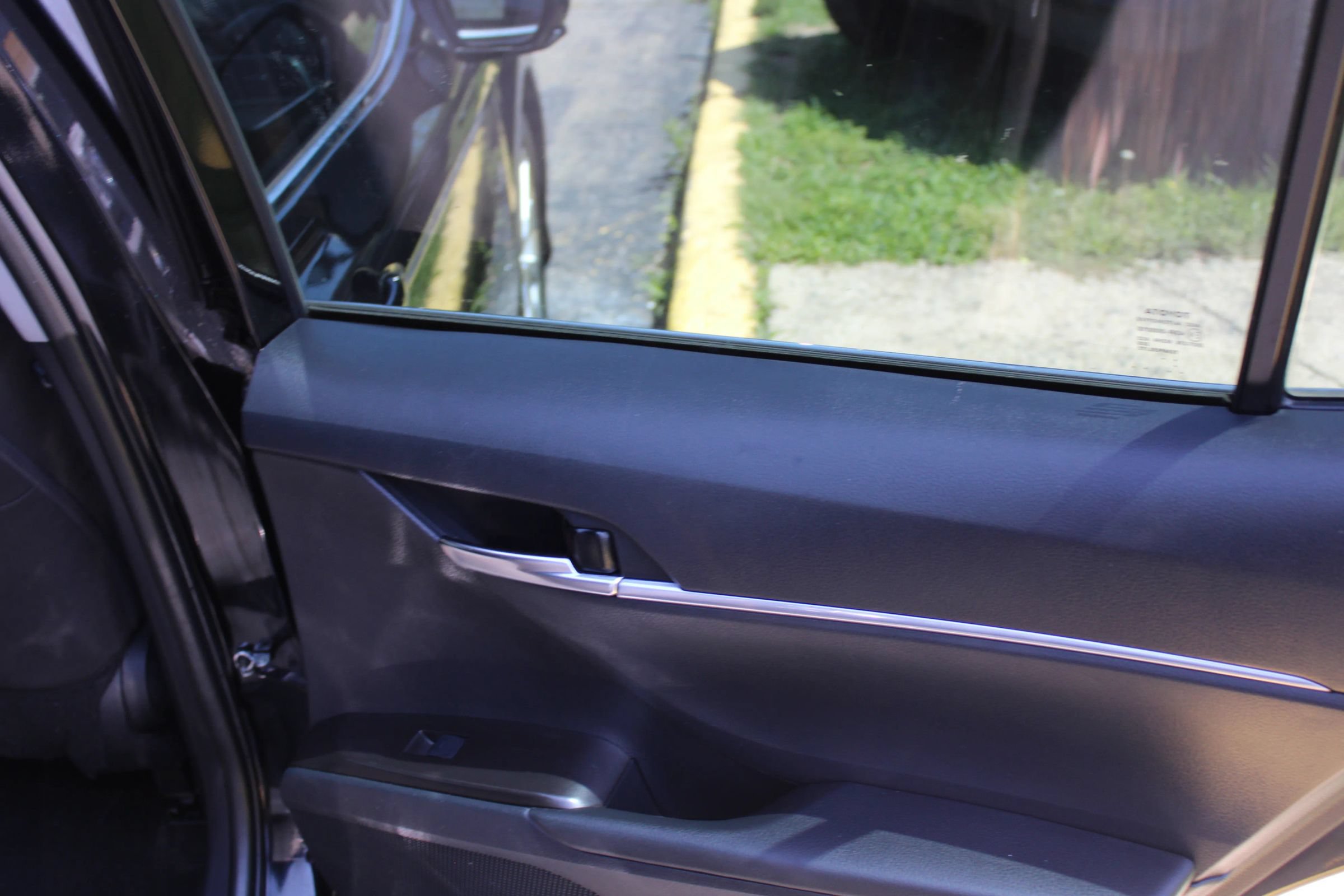 Used 2023 Toyota Camry LE FWD image 22