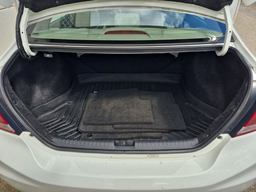 Used 2013 Honda Civic LX image 10