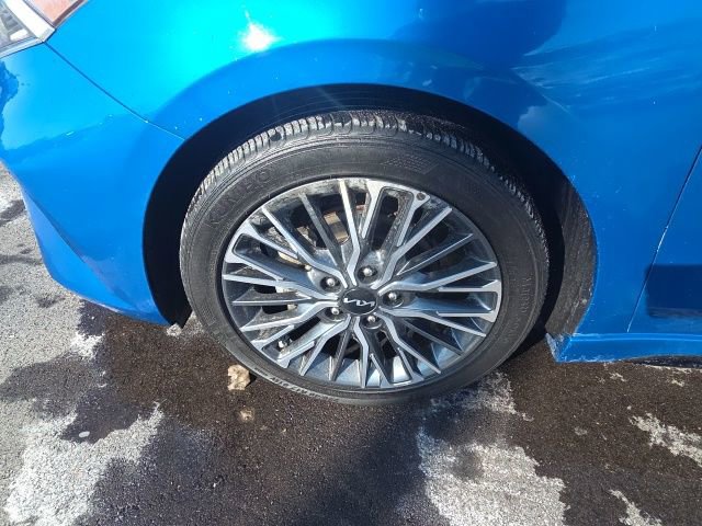 Used 2023 Kia Forte GT-Line w/ GT-Line Premium Package image 14