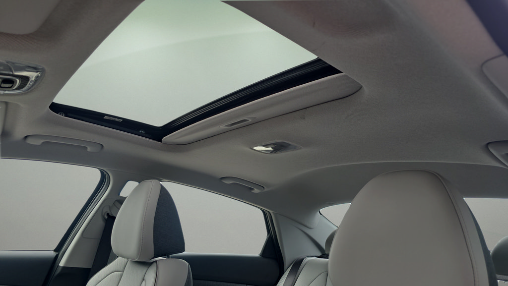 New 2026 Hyundai Elantra Limited FWD image 15