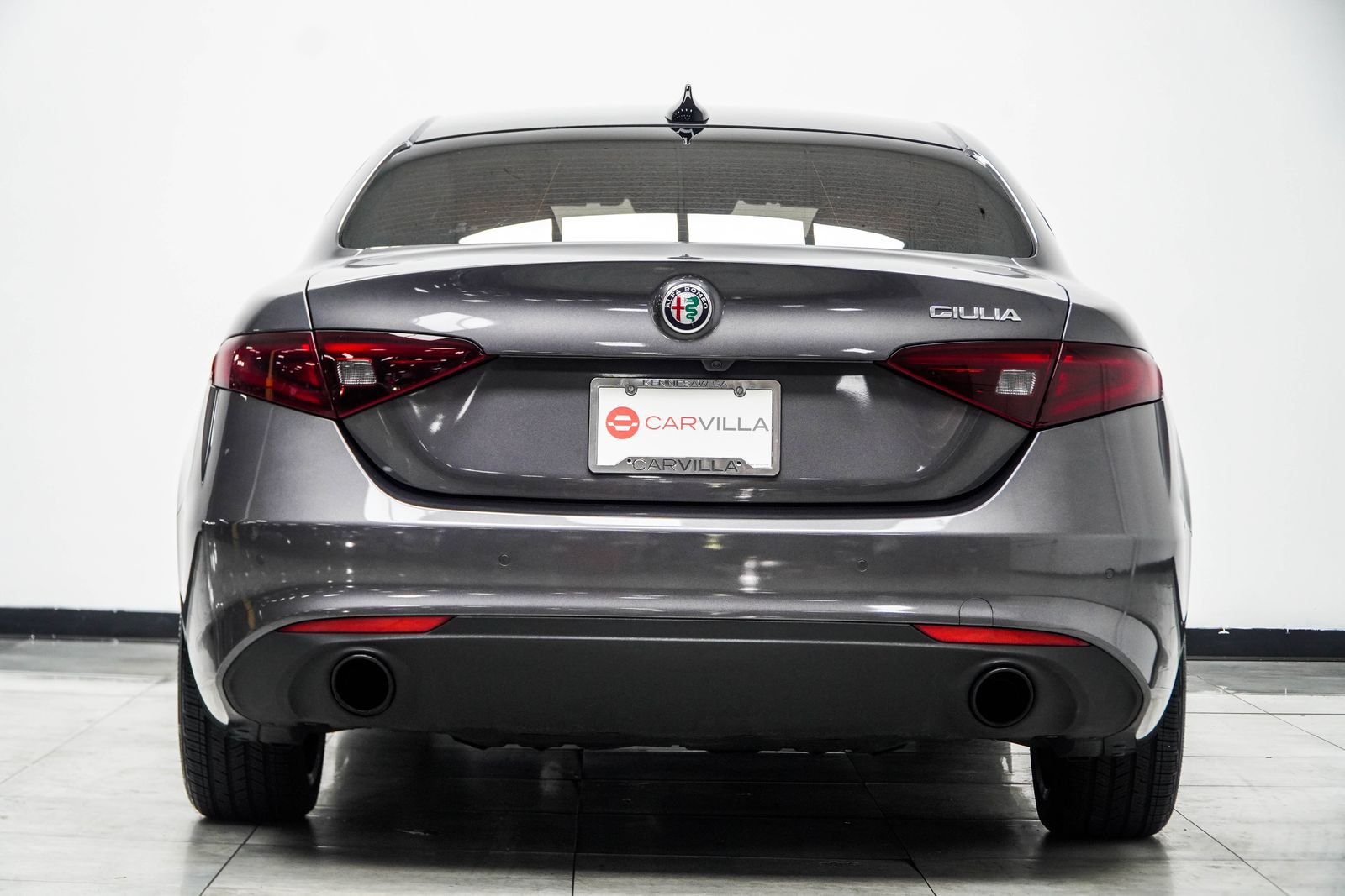 Used 2022 Alfa Romeo Giulia Ti RWD image 14