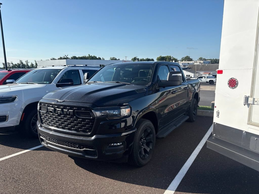 Used 2025 RAM 1500 Big Horn AWD/4WD image 4