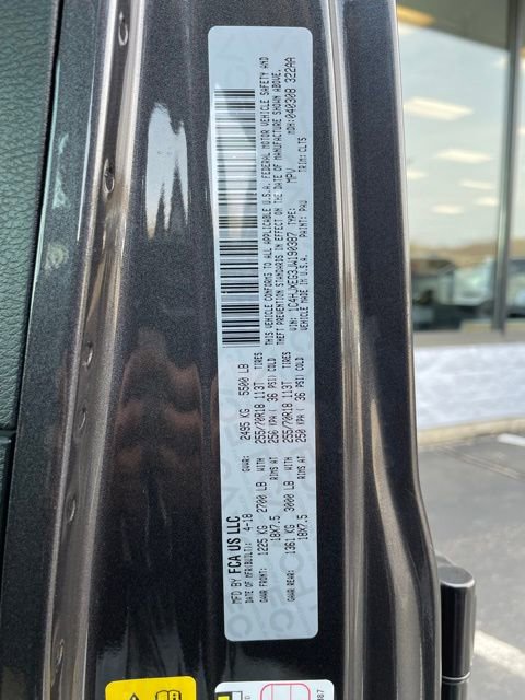 Used 2018 Jeep Wrangler Unlimited Sahara w/ Dual Top Group image 36