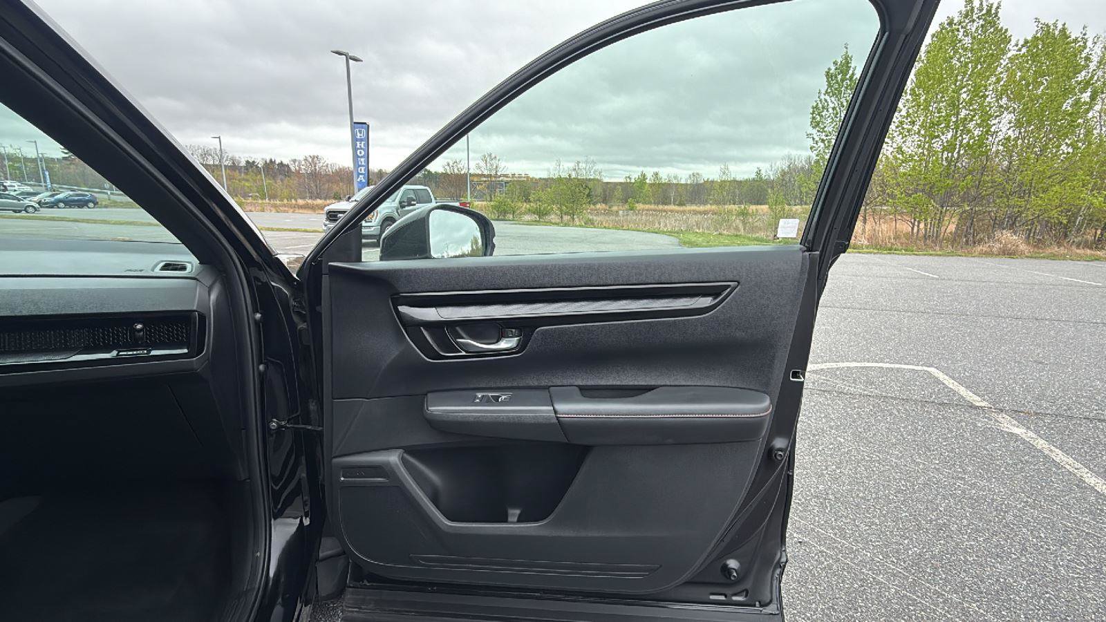 Certified 2024 Honda CR-V Sport Touring image 17