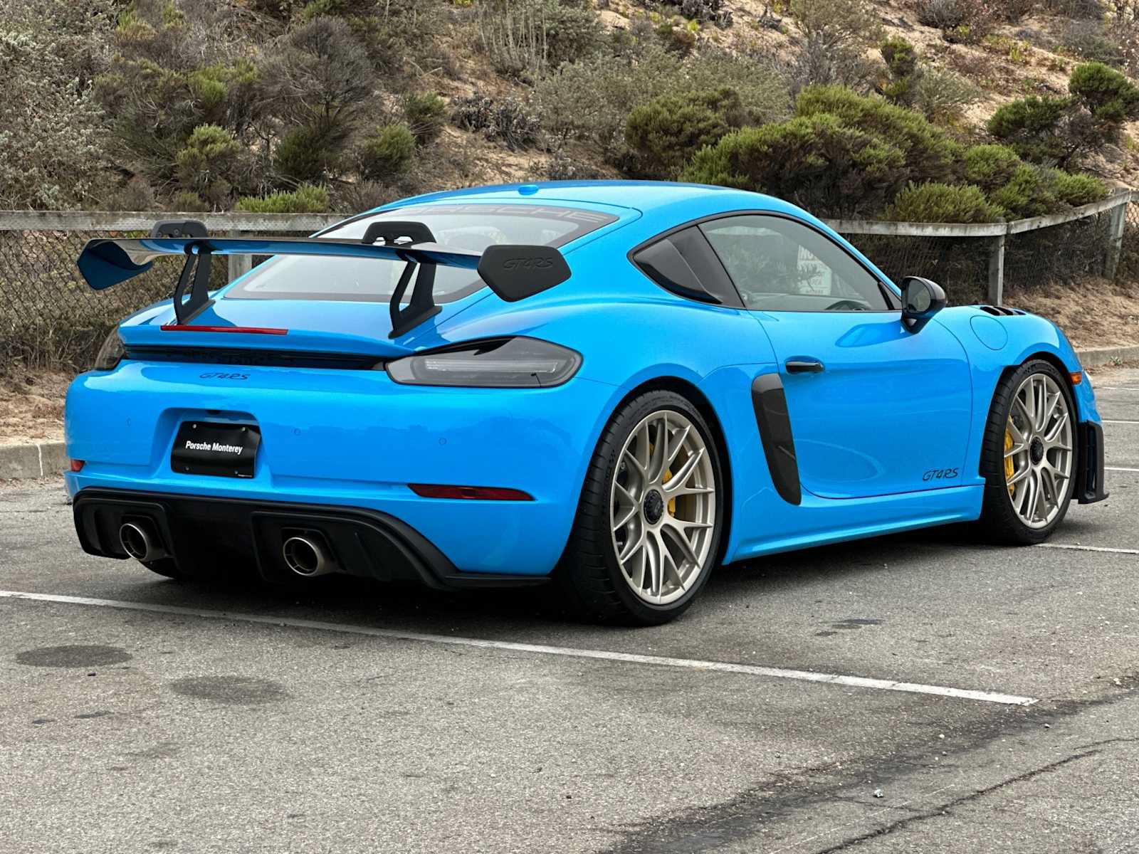 Certified 2023 Porsche 718 Cayman GT4 RS RWD image 6