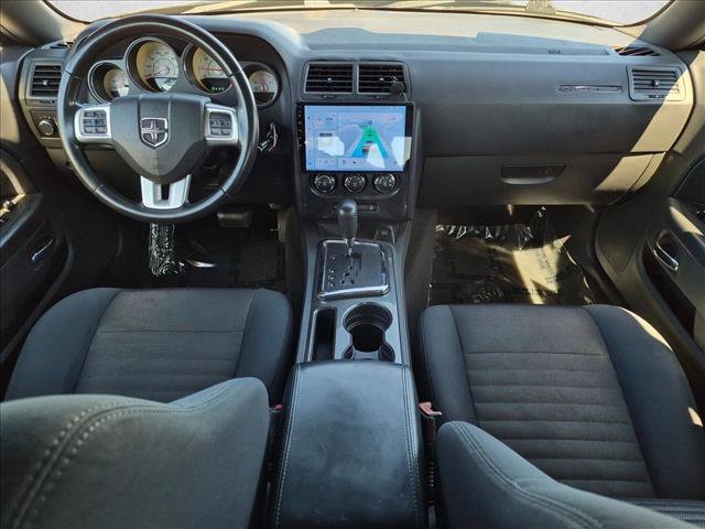 Used 2013 Dodge Challenger SXT RWD image 16