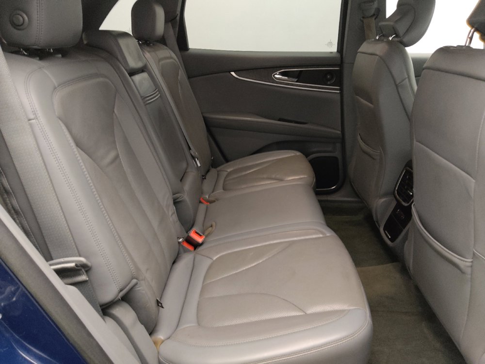 Used 2019 Lincoln Nautilus Reserve image 19