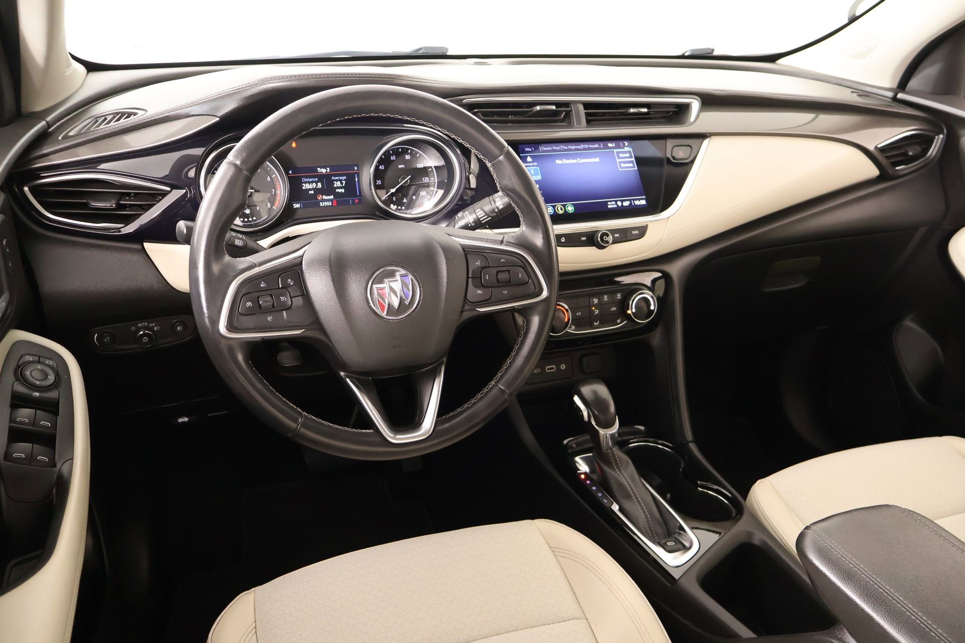 Used 2021 Buick Encore GX Preferred w/ Cold Weather Comfort Package FWD image 2