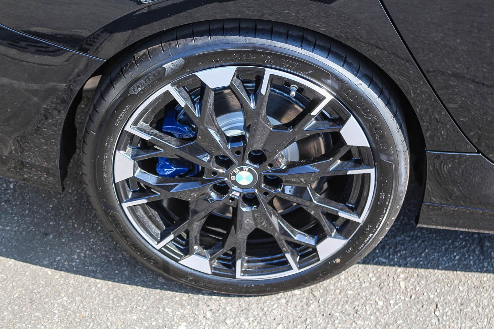 Used 2026 BMW M235i xDrive w/ Premium Package AWD/4WD image 8