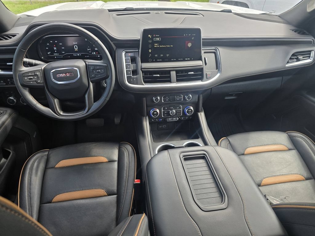 Used 2024 GMC Yukon AT4 w/ Technology Package AWD/4WD image 17