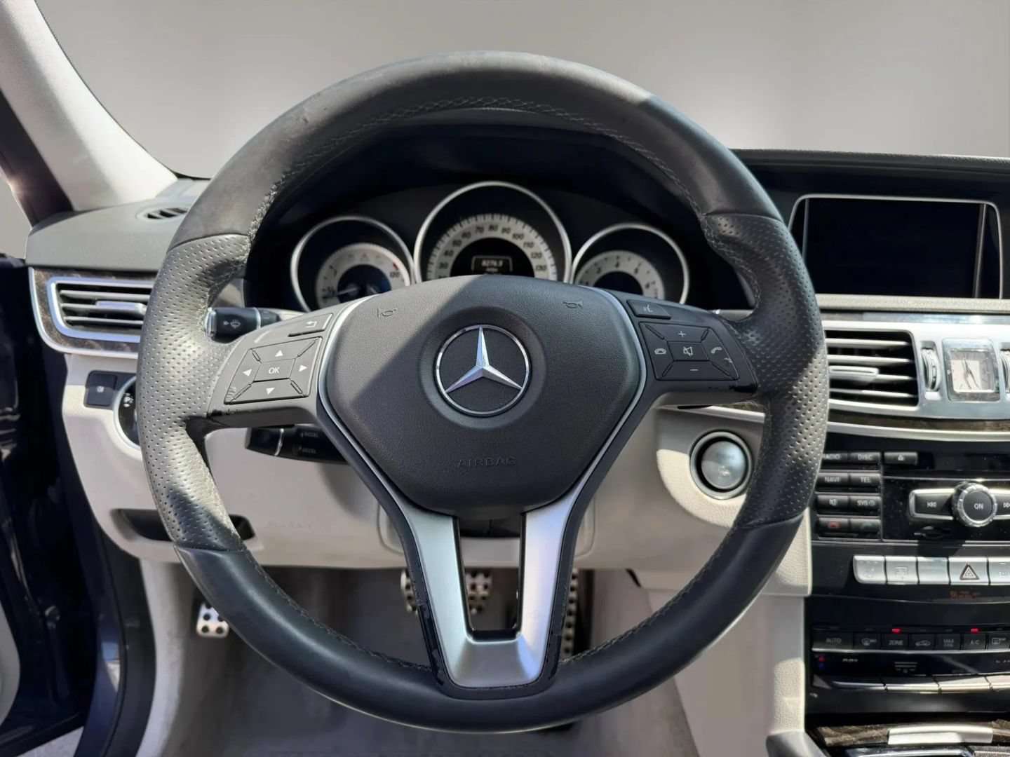 Used 2015 Mercedes-Benz E 350 Sedan image 21