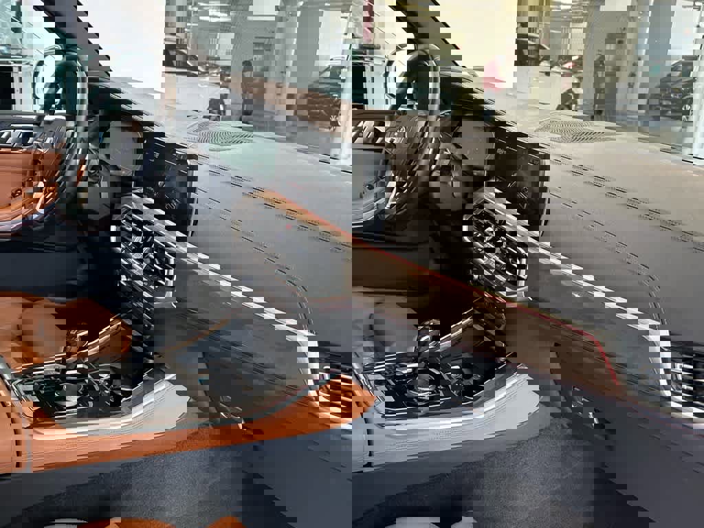 Used 2022 BMW X5 xDrive40i w/ Premium Package image 21