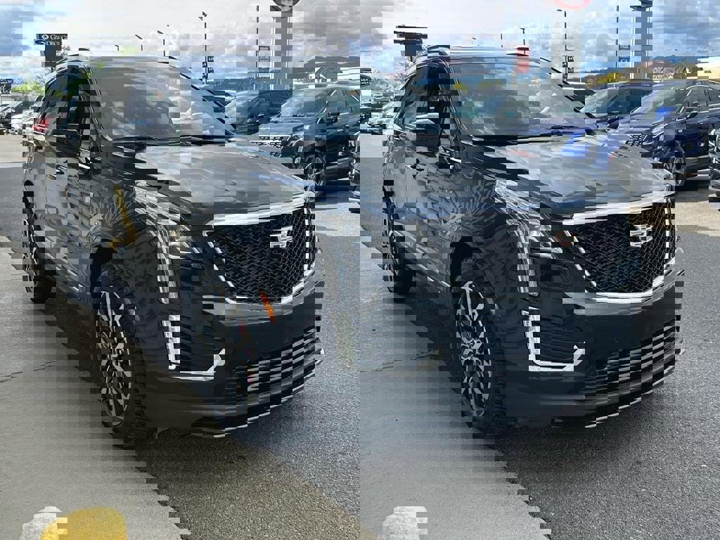 Used 2023 Cadillac XT5 Sportv image 3