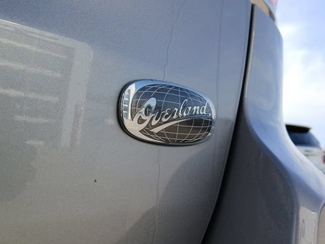 Used 2021 Jeep Grand Cherokee Overland AWD/4WD image 12