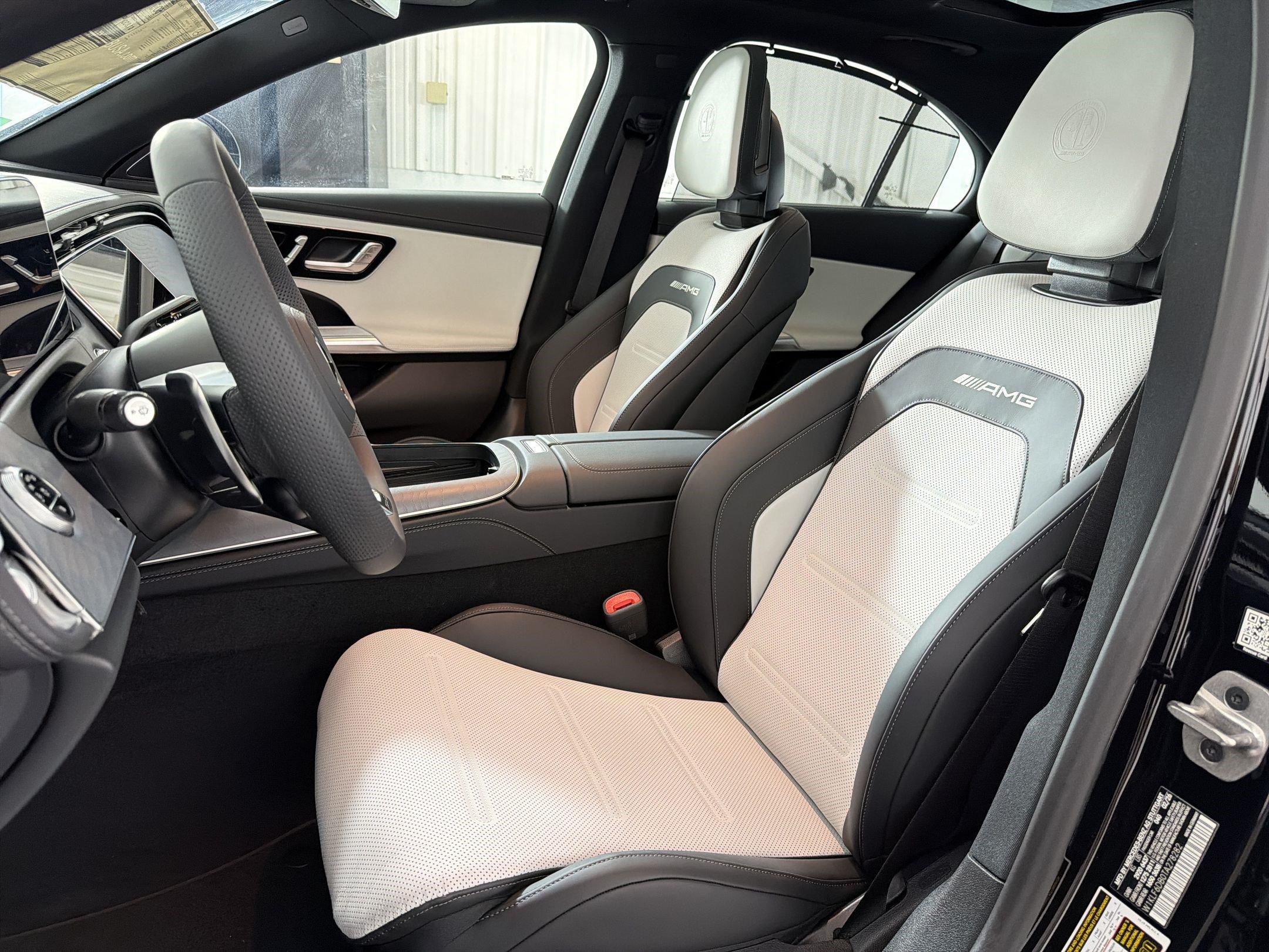 New 2026 Mercedes-Benz E 53 AMG e 4MATIC Sedan image 5