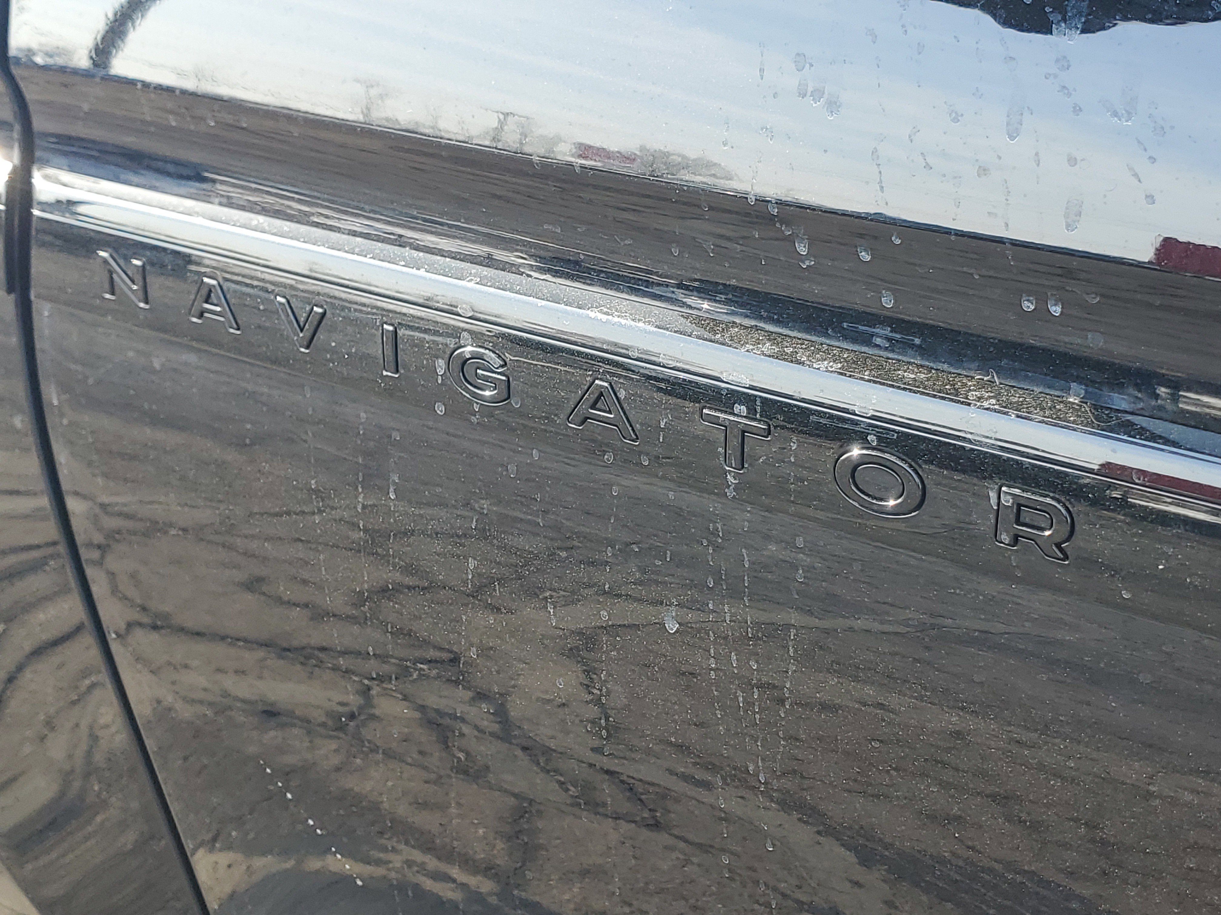 New 2026 Lincoln Navigator Reserve w/ Jet Appearance Package image 7