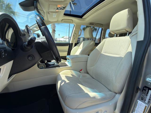 Used 2023 Lexus GX 460 Premium image 11