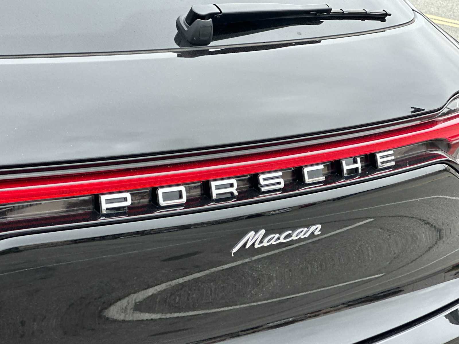 New 2025 Porsche Macan AWD/4WD image 24