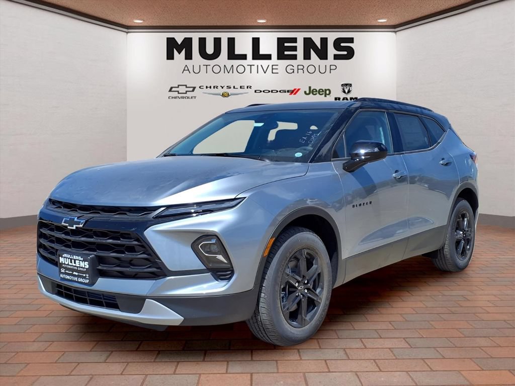 New 2026 Chevrolet Blazer LT w/ Convenience Package FWD image 1