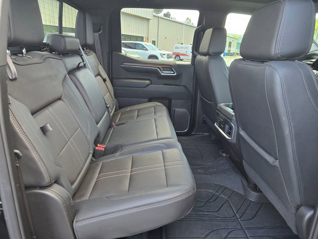 Certified 2023 Chevrolet Silverado 1500 High Country w/ High Country Premium Package AWD/4WD image 32