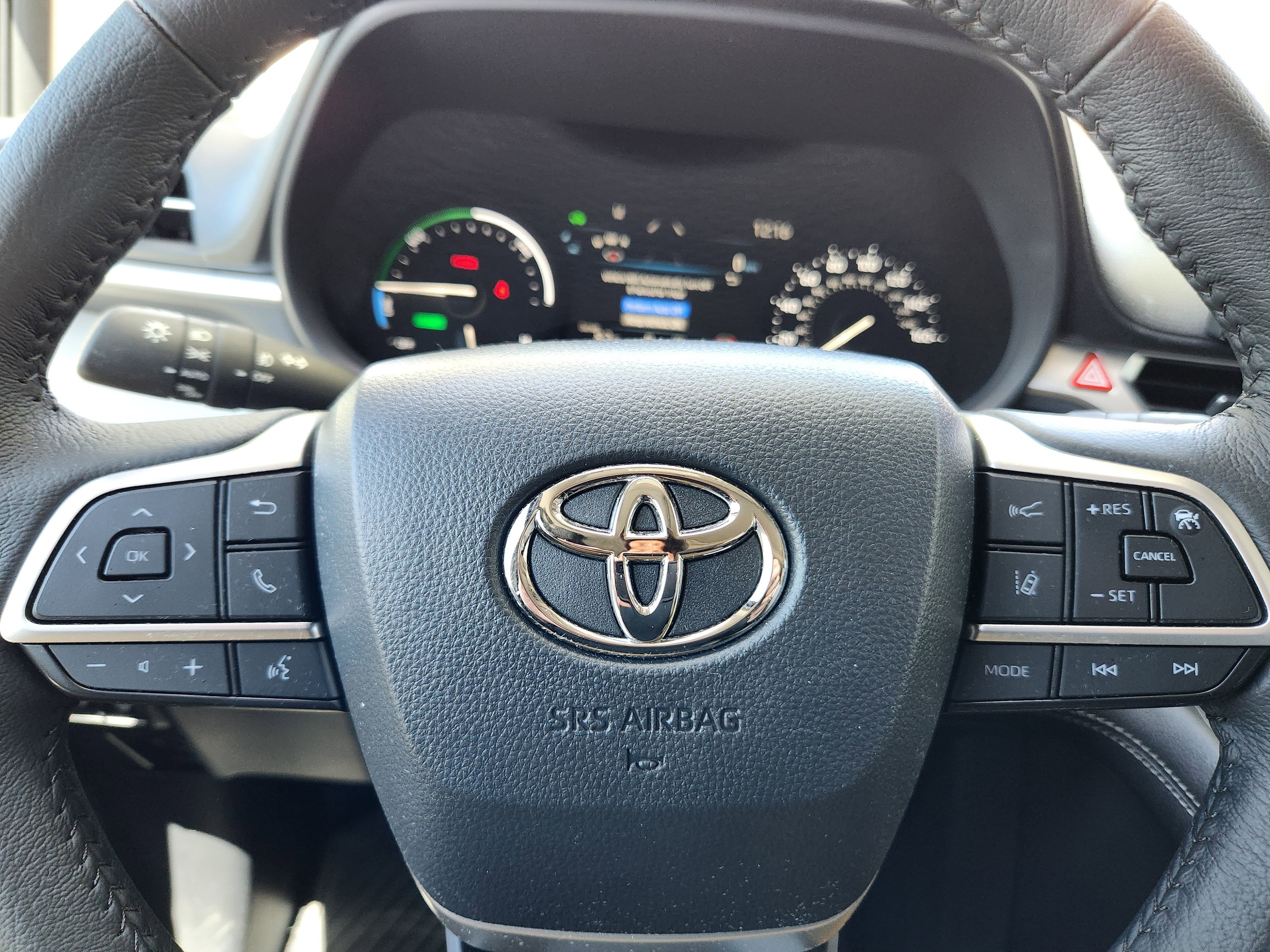 Certified 2026 Toyota Sienna XLE image 13