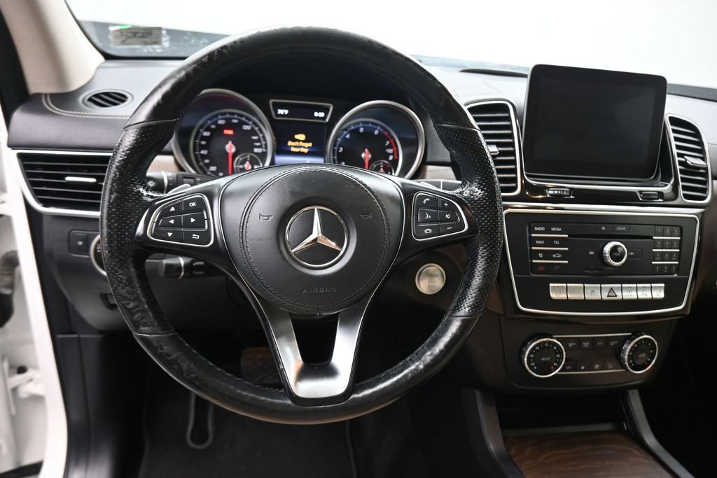 Used 2018 Mercedes-Benz GLS 450 4MATIC image 15