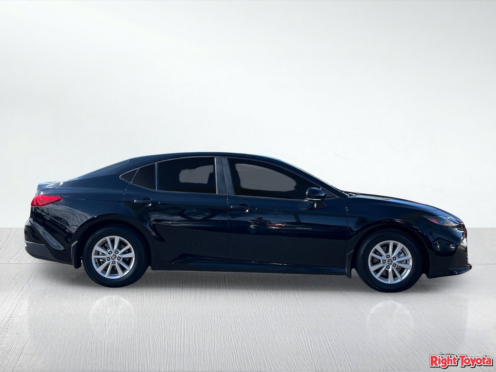 Certified 2025 Toyota Camry LE FWD image 8