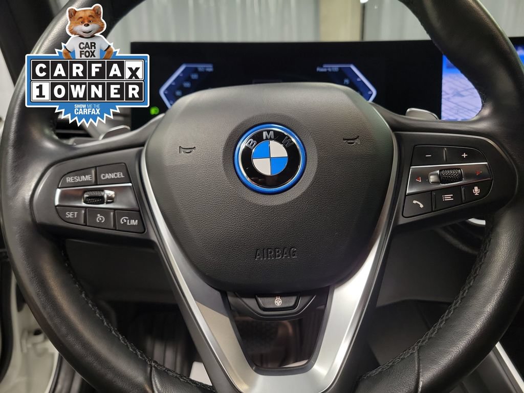 Used 2023 BMW 330e xDrive AWD/4WD image 18