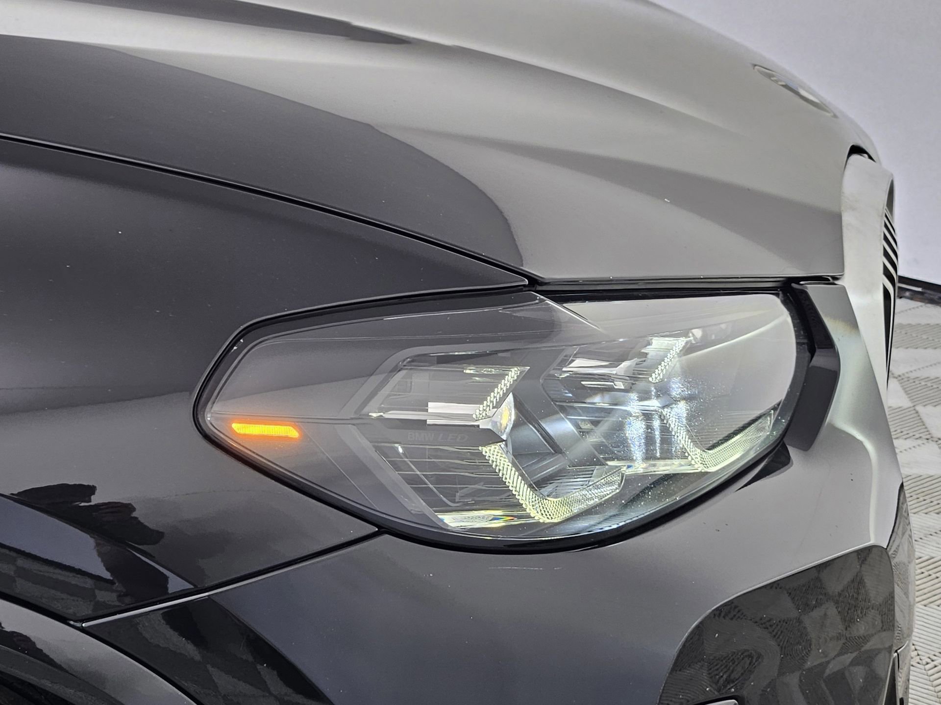 Used 2022 BMW X3 sDrive30i w/ M Sport Package 2 RWD image 11