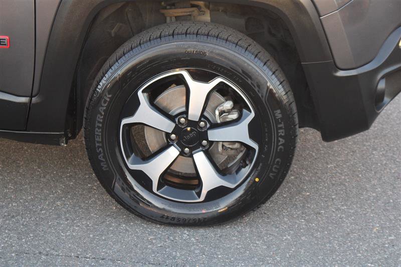 Used 2020 Jeep Renegade Trailhawk image 10