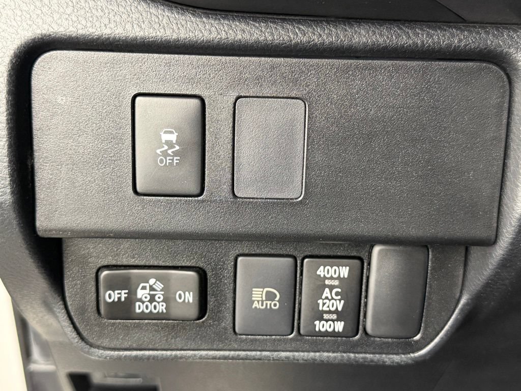 Certified 2021 Toyota Tacoma TRD Sport w/ Technology Package AWD/4WD image 29