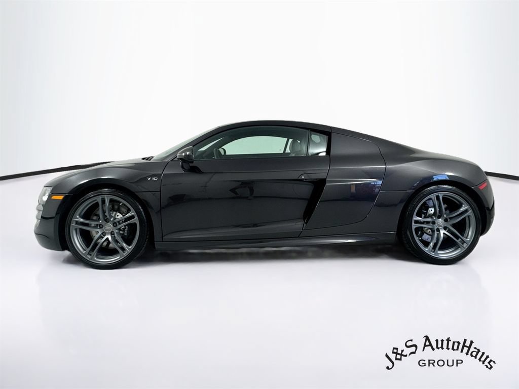 Used 2012 Audi R8 V10 AWD/4WD image 4
