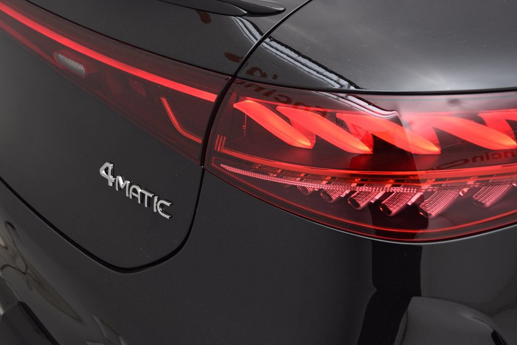 New 2026 Mercedes-Benz EQS 580 4MATIC Sedan image 14