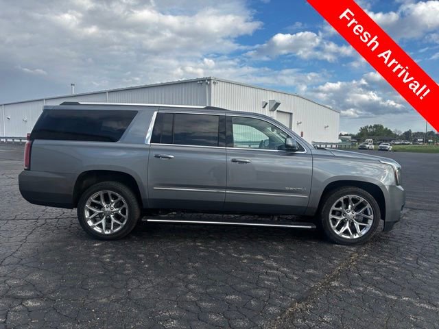 Used 2019 GMC Yukon XL Denali w/ Denali Ultimate Package AWD/4WD image 6