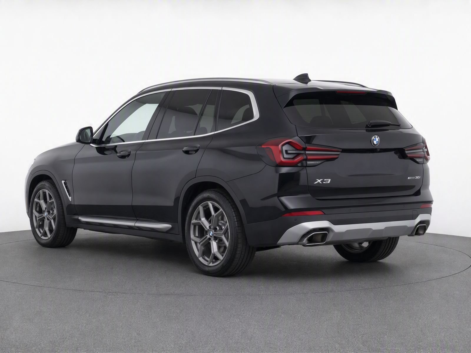 Used 2023 BMW X3 sDrive30i w/ Premium Package w/ZPA RWD image 7