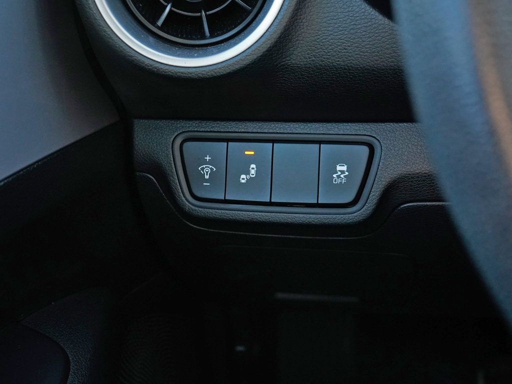 Used 2024 Kia Forte LXS w/ LXS Technology Package image 20