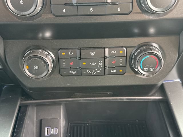 Used 2021 Ford F350 XLT w/ XLT Premium Package AWD/4WD image 34