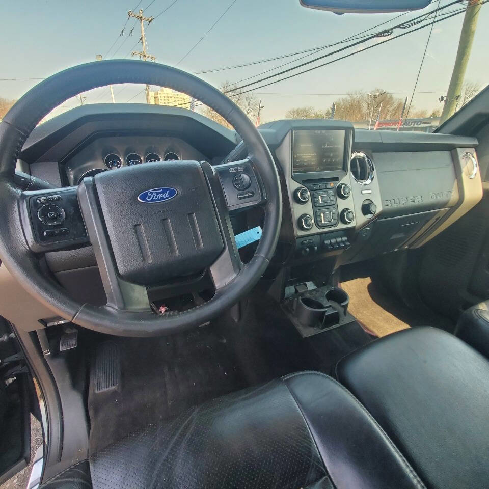 Used 2016 Ford F250 Lariat w/ Chrome Package image 10