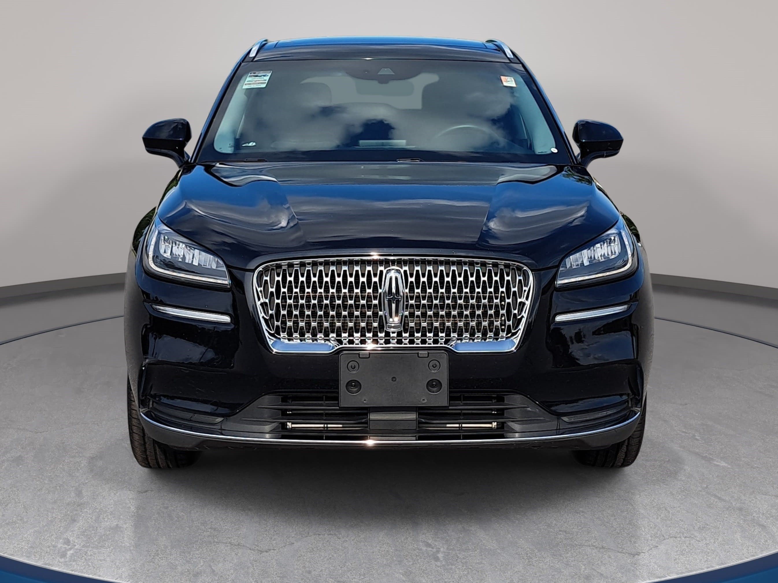 Certified 2022 Lincoln Corsair AWD w/ Premium Package image 2