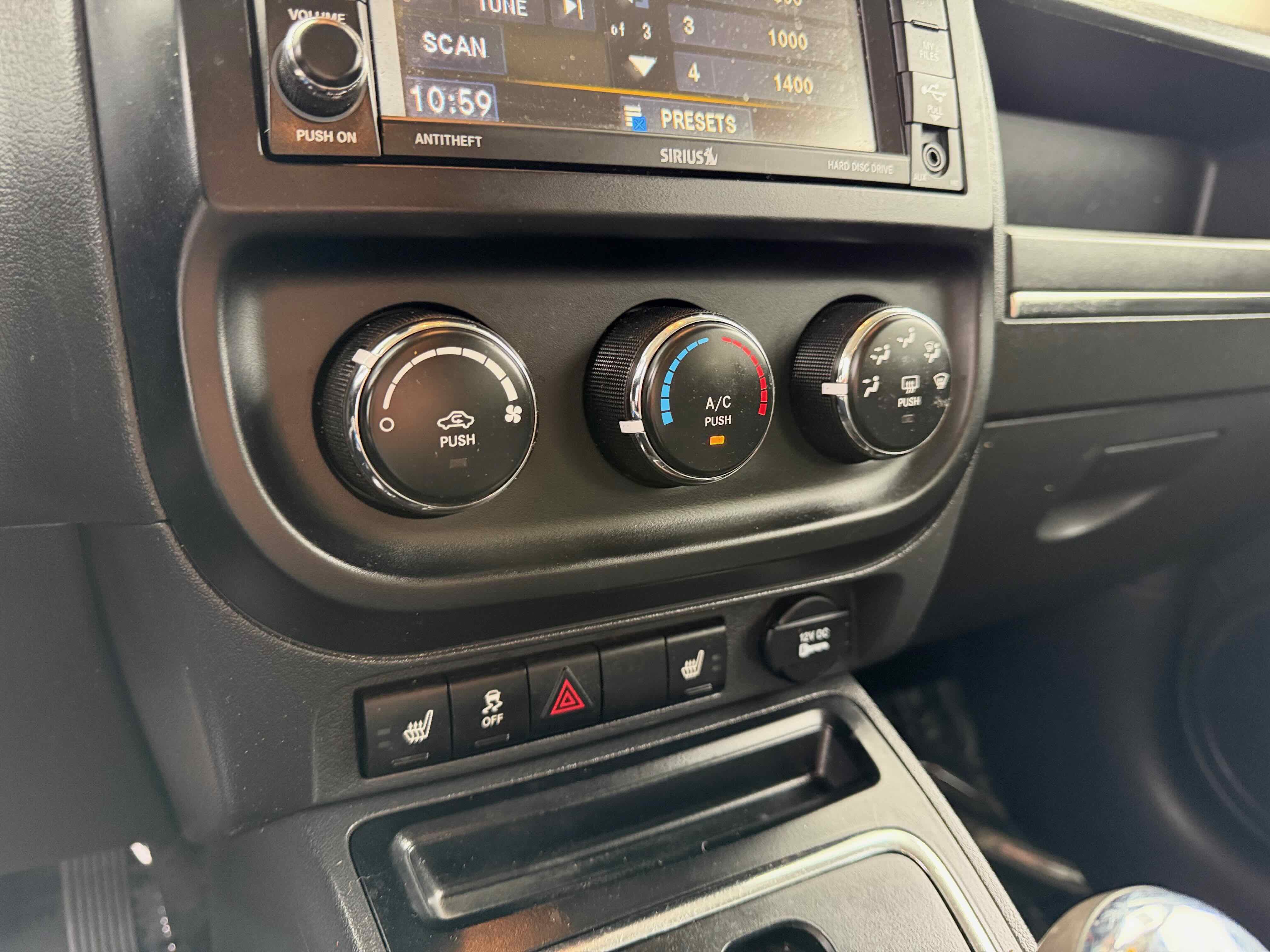 Used 2016 Jeep Patriot Latitude w/ Trailer Tow Prep Group image 21